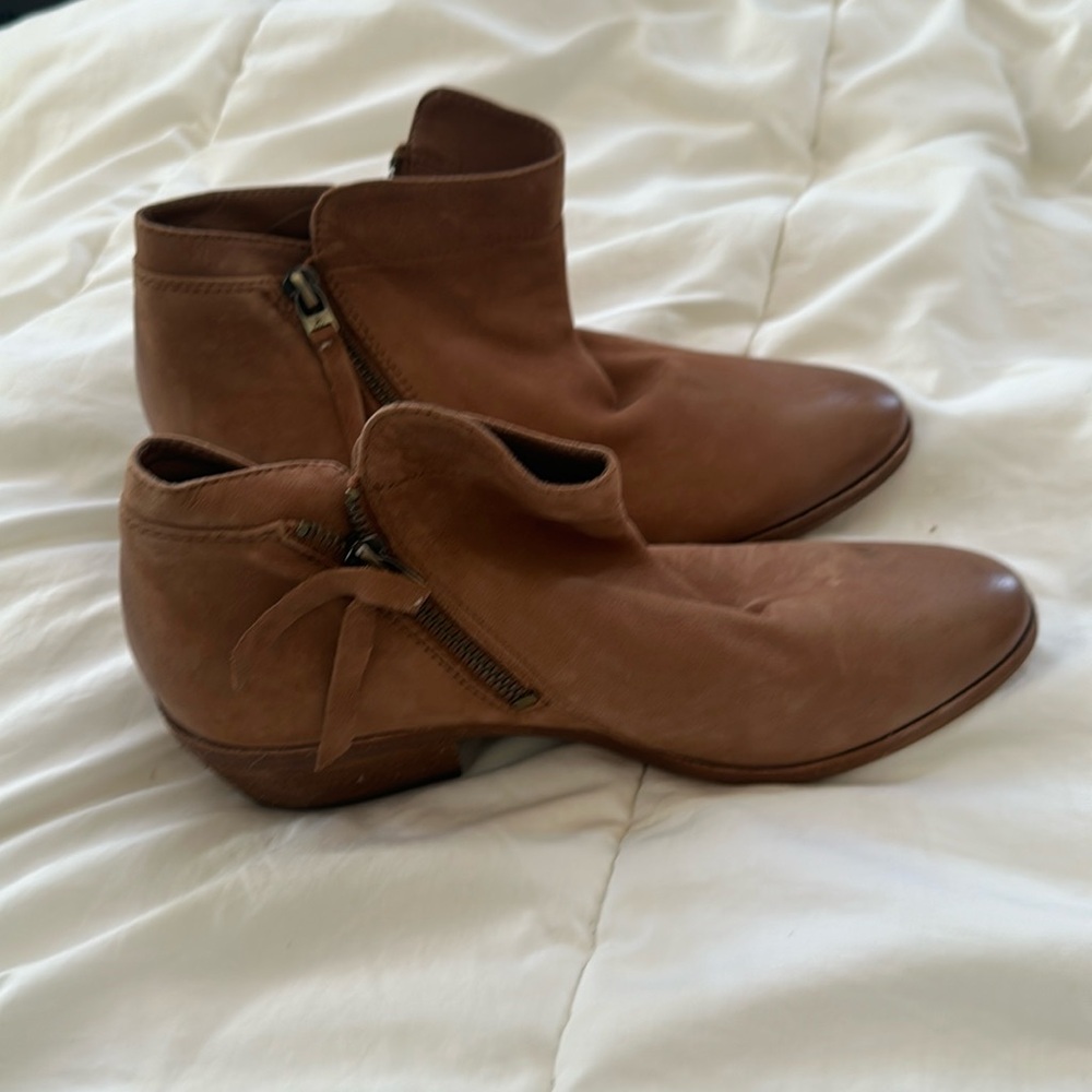 Sam Edelman booties!